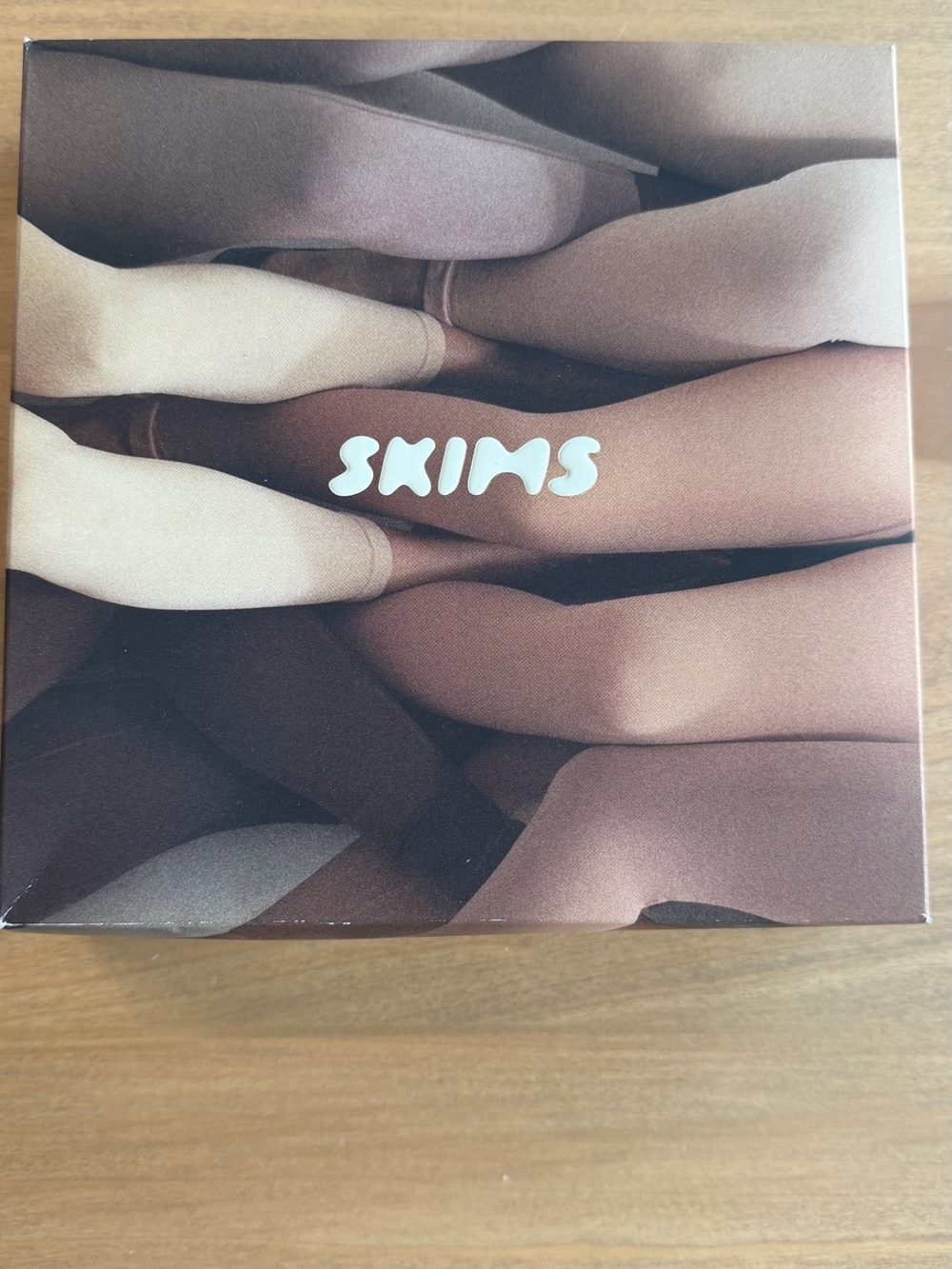 NWT SKIMS Sculpting Leggings -Sienna